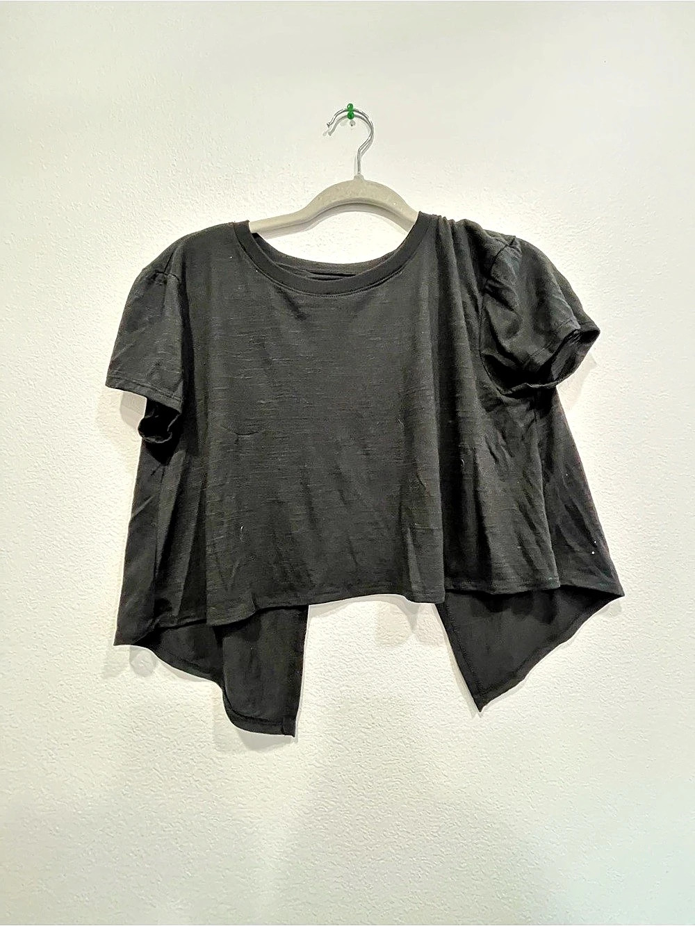 AERO Women's Black Short Sleeve Top